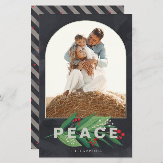 Budget Holly Arch Peace Navy Photo Holiday Card (Voorkant / Achterkant)