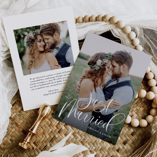 Budget kalligrafie net getrouwd bruiloft foto aankondiging