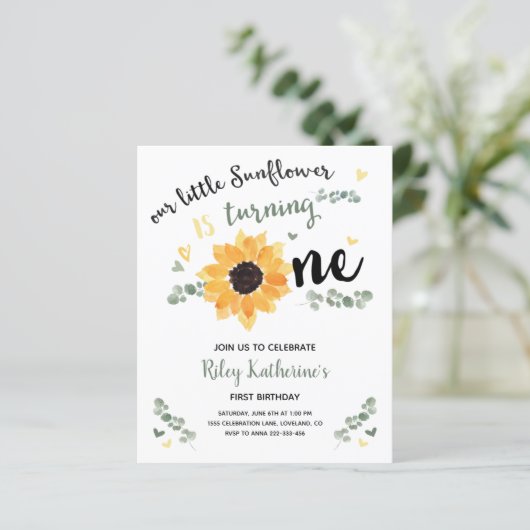 Budget Little Sunflower 1st Birthday Invitation (Staand voorkant)