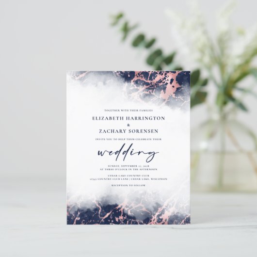 Budget marmer Navy Blue Roos Gold Wedding Invite (Staand voorkant)