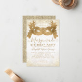 Budget Masquerade Wit Goud Glitter Dust Verjaardag Notitiekaartje (Voorkant / Achterkant in situ)