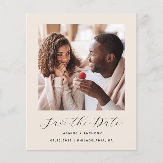 Budget Minimaal Fotoscript Beige De datum opslaan (Voorkant)