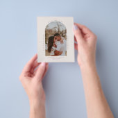 Budget Minimalist moderne boog foto Save the Date Flyer (Hand)