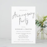 Budget minimalist Wedding Jubileum Party nodigt ui<br><div class="desc">Minimalistische bruiloft Jubileum feestuitnodiging. EEN GROTER formaat 5, 5" x 8, 5" tegen een budgetprijs, LET OP DE OPTIONELE ENVELOPPEN ZIJN EEN BEETJE GROTER IN GROOTTE BIJ 6, 75" x 9" ca. In klassiek zwart-wit weergegeven. Dit moderne ontwerp heeft een elegant informeel setscript voor Jubileum Party en de rest van...</div>