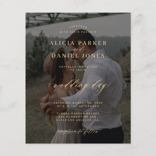 Budget modern 2 foto QR code bruiloft uitnodiging (Voorkant)