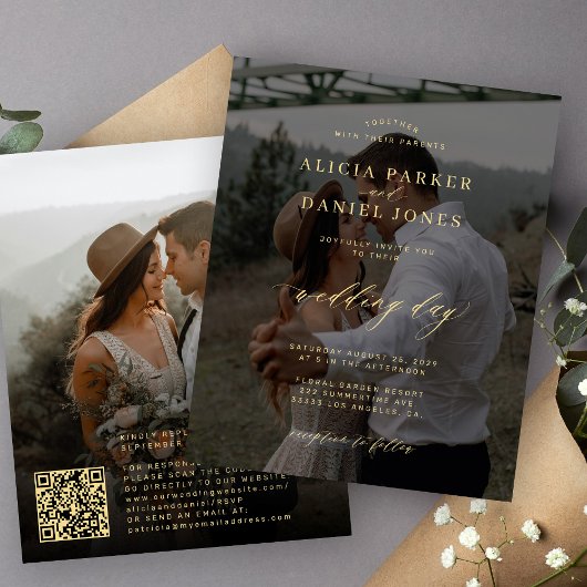 Budget modern 2 foto QR code bruiloft uitnodiging