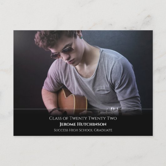 Budget Modern Black Photo Afstuderen Aankondiging Briefkaart (Voorkant)