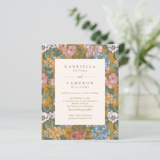 Budget Modern Boho Floral Yellow Wedding Invite (Staand voorkant)