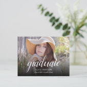 Budget Modern Foto Afstuderen Aankondigingskaart (Staand voorkant)