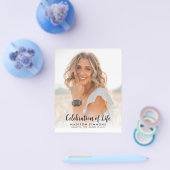 Budget Modern Viering van het Leven Foto Begrafeni Flyer (Enkel)