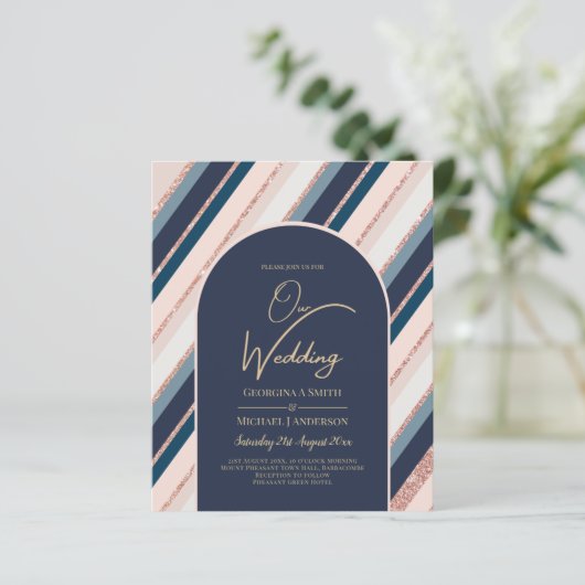 BUDGET Navy Blush Roze Roze Gouden Trouw UITNODIGI (Staand voorkant)