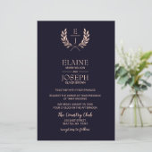 Budget Navy Roos Gold Monogram Wedding Invitations (Staand voorkant)