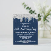 Budget Navy Silver Surprise Jubileum Invitation (Staand voorkant)