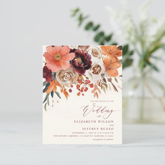 Budget Orange Floral Fall Wedding Invitation (Staand voorkant)