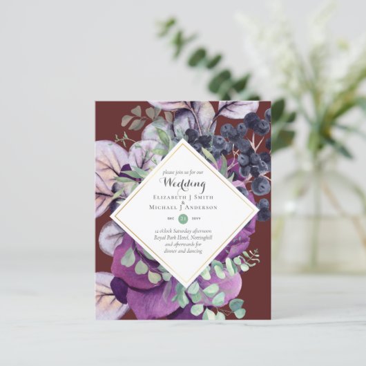 BUDGET Paarse Blauwe Bloemige Trouw Uitnodigingen (Staand voorkant)