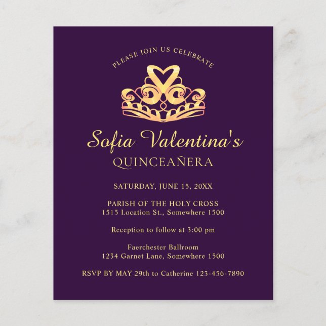 Budget Paarse Gouden Tiara Quinceanera Uitnodiging (Voorkant)