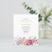 Budget Paarse Wildbloemen bruiloft uitnodiging (Staand voorkant)