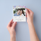 Budget Peri en Paarse Floral sparen de Datum Foto Flyer (Hand)