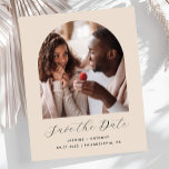 Budget Photo Arch Script Beige De datum opslaan<br><div class="desc">Deze eenvoudige, minimalistische Save the Date-kaart heeft een boho-fotoboog boven de woorden "Save the Date" in een elegant wit handschrift, gevolgd door de namen van het paar, de trouwdatum en de stad in een schreefloos lettertype op een beige achtergrond. Voeg een meer gedetailleerd bericht toe met aanvullende informatie op de...</div>
