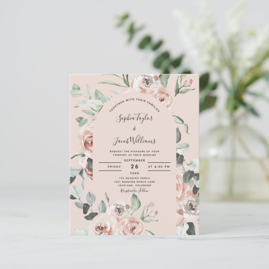 Budget Pink Floral Eucalyptus Weduwen Uitnodiging (Staand voorkant)