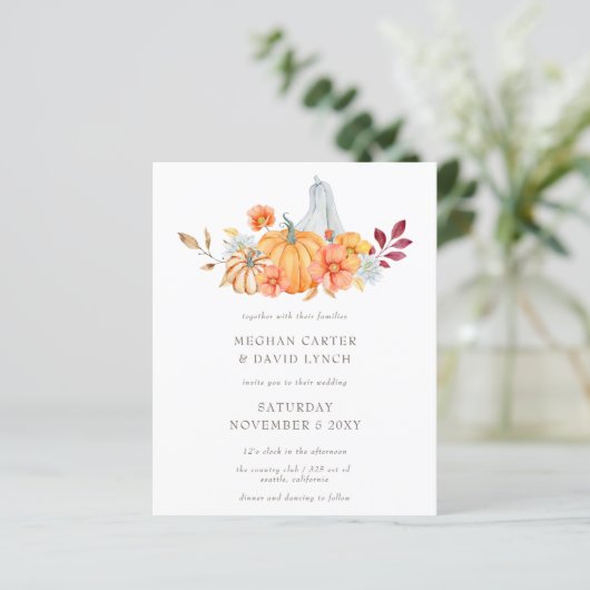 Budget Pumpkins Fall Wedding Invitation (Staand voorkant)