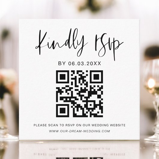 Budget QR Code Minimalist RSVP Weduwwebsite Informatiekaartje