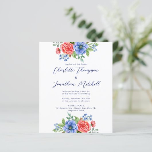 Budget Red Blue Floral Patriotic Wedding Invite (Staand voorkant)