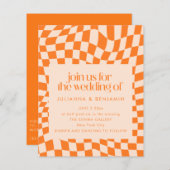 Budget Retro Orange Check Wedding QR Code Invite (Voorkant / Achterkant)