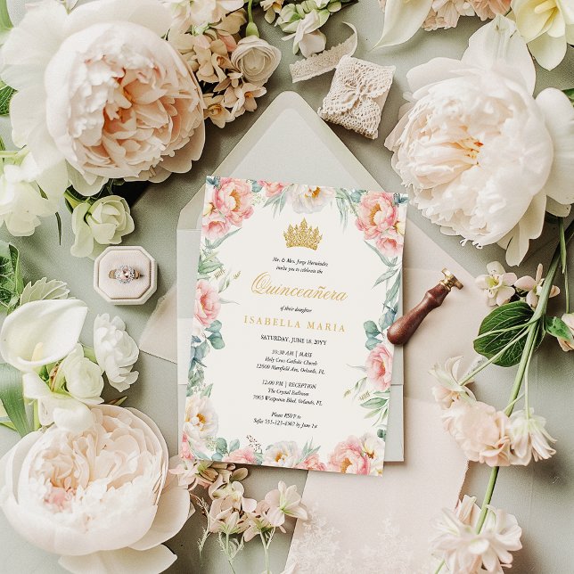 Budget Roze Goud Bloemen Quinceañera Uitnodiging (This pink floral quinceanera invitation with gold crown is an elegant way to announce your party)