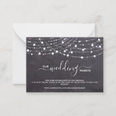 Budget Rustic String Lights Wedding QR Code RSVP Notitiekaartje (Voorkant)
