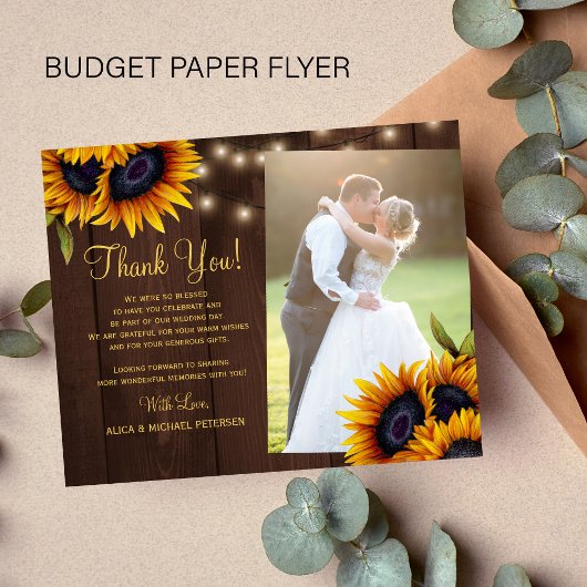 Budget rustieke bloem fotohuwelijk bedankkaart flyer