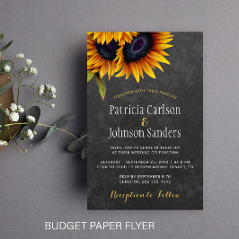 Budget rustieke zonnebloem trouwpapier uitnodiging flyer