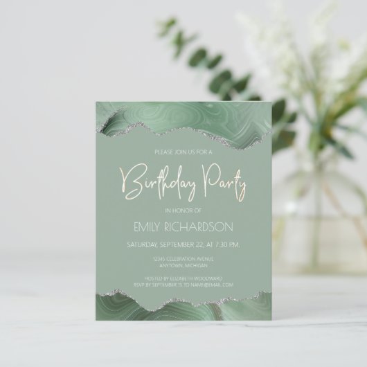 Budget Sage Green Silver Agate Birthday Uitnodigin (Staand voorkant)