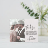 Budget Script Beige Bruiloft Dank u Fotokaart (Staand voorkant)