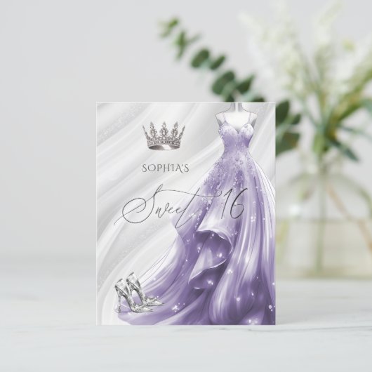 Budget Silver Paarse jurk Sweet 16 Uitnodiging (Staand voorkant)