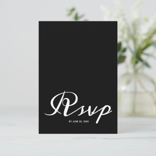 Budget Simple Black White Wedding RSVP QR Code Informatiekaartje (Staand voorkant)