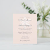 Budget Sneeuwvlok Blush Winter Bruiloftsinvitation (Staand voorkant)