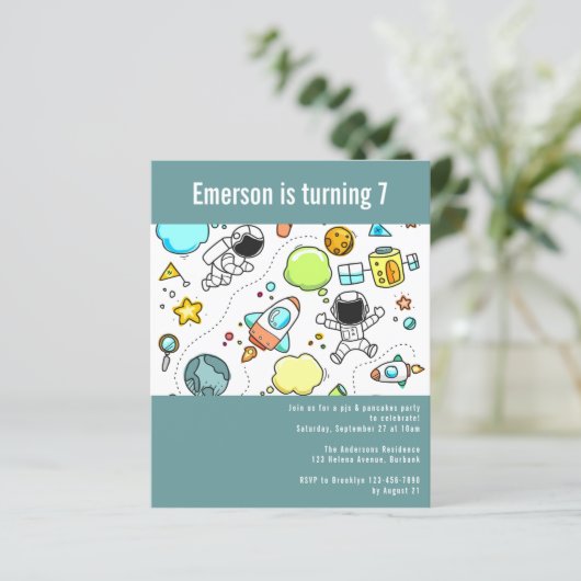 BUDGET Space Astronaut Birthday Party Invitation (Staand voorkant)