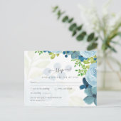 Budget Stusty Blue Flowers Sage Wedding Briefkaart (Staand voorkant)