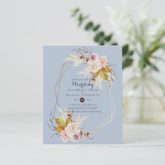 Budget Stusty Blue Herfst Floral Wedding Invitae (Staand voorkant)