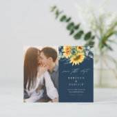 Budget Sunflower Eucalyptus Wedding Save the Date (Staand voorkant)