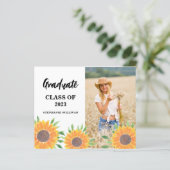 Budget Sunflower Foto Afstuderen Aankondiging (Staand voorkant)