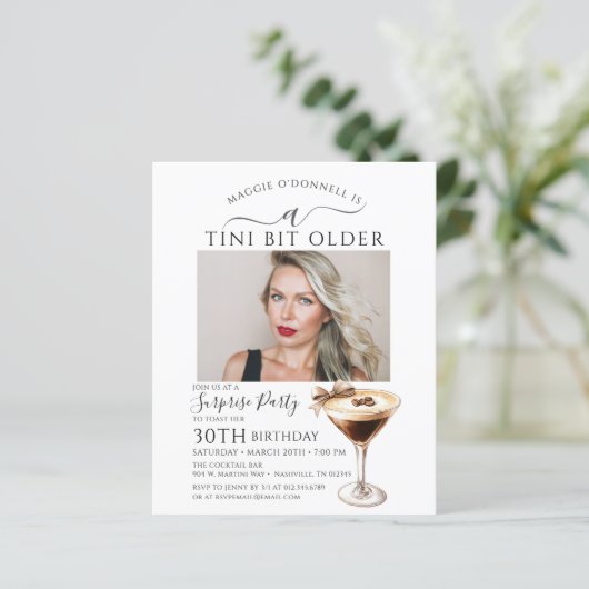 BUDGET SURPRISE PARTY Tini Bit Older Martini 30e (Staand voorkant)