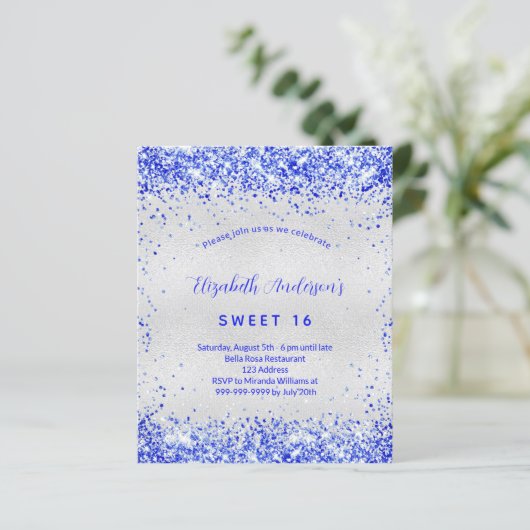 Budget Sweet 16 Silver Royal Blue-uitnodiging (Staand voorkant)