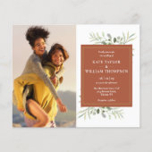Budget Terracotta Greenery Foto's Wedding Invite (Voorkant)