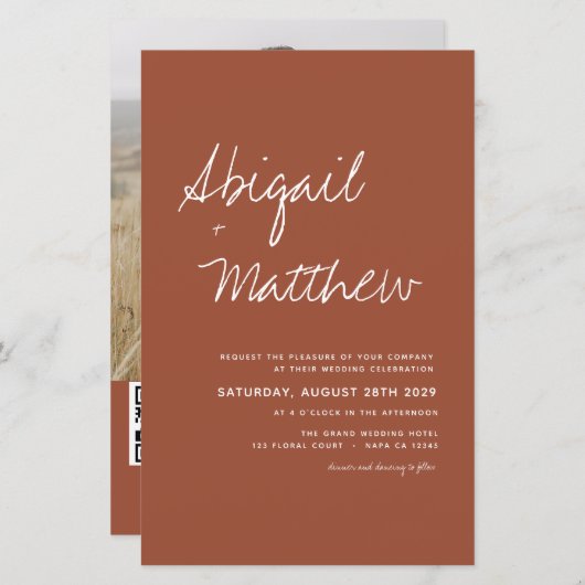 Budget Terracotta QR Code RSVP Weduwen Uitnodiging (Voorkant / Achterkant)