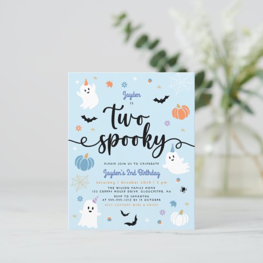 Budget Twee Spooky Blue Halloween Boy 2e Verjaarda (Staand voorkant)