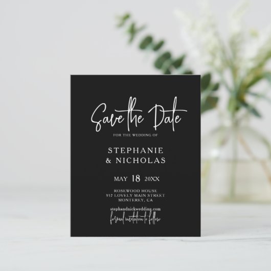Budget Typografie Zwart QR Code Save the Date (Staand voorkant)
