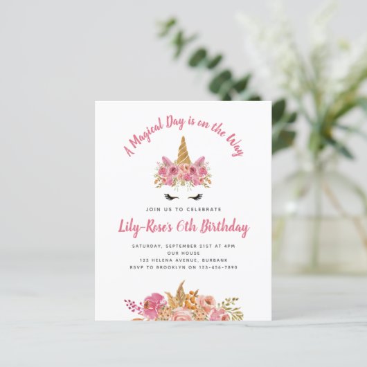BUDGET Unicorn Face Floral Birthday Uitnodiging (Staand voorkant)