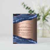 Budget verjaardagsblauw roos gouduitnodiging (Staand voorkant)